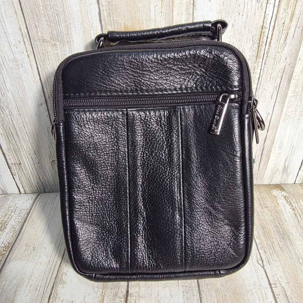 Xiao Duo Li Black Genuine Leather Messenger Crossbody Bag Multi Pocket Travel